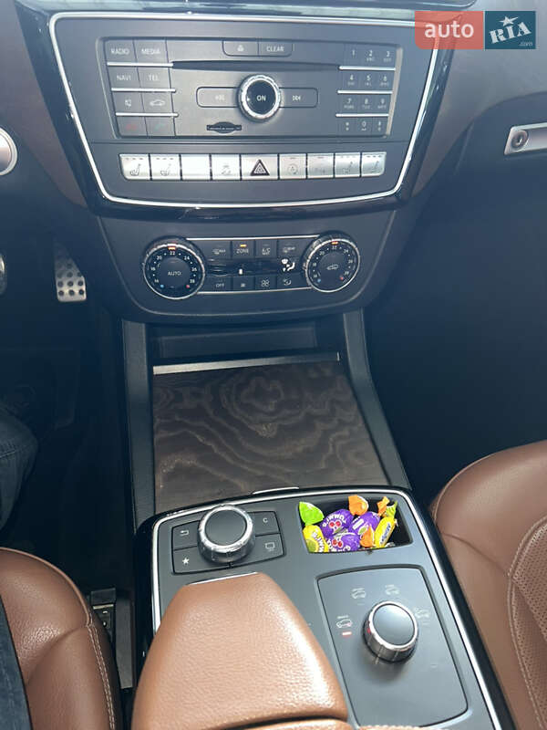 Позашляховик / Кросовер Mercedes-Benz GLE-Class 2016 в Кривому Розі