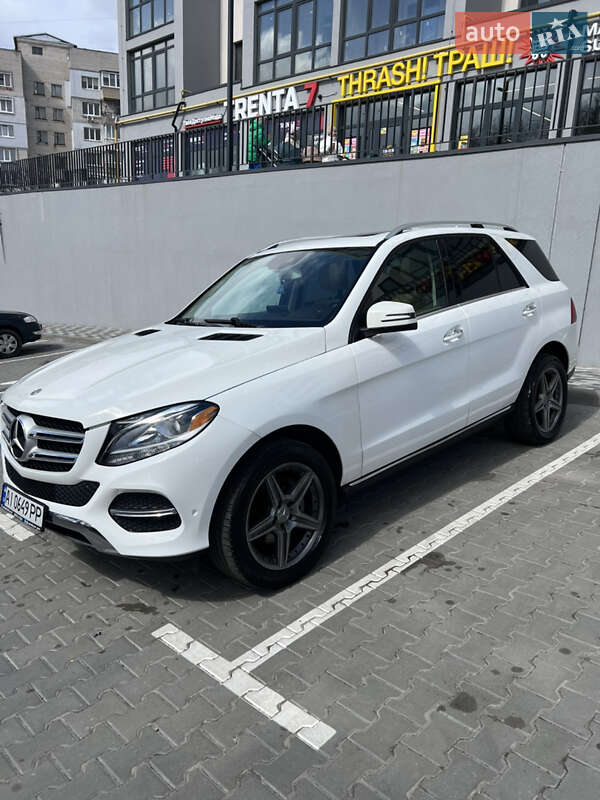Внедорожник / Кроссовер Mercedes-Benz GLE-Class 2017 в 