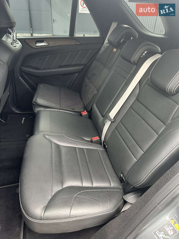 Внедорожник / Кроссовер Mercedes-Benz GLE-Class 2017 в Киеве