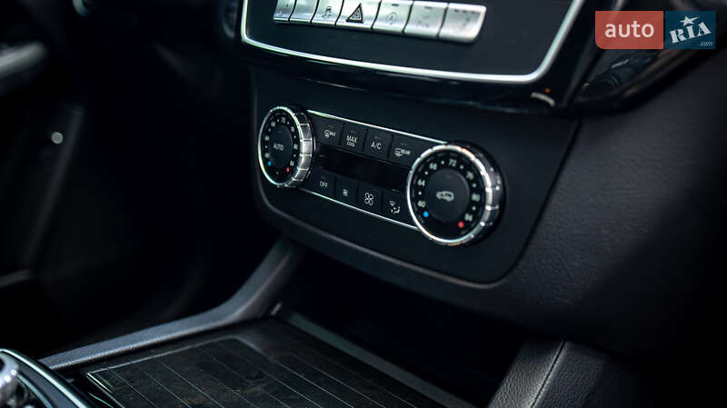 Позашляховик / Кросовер Mercedes-Benz GLE-Class 2016 в Чернівцях фото 12 Позашляховик / Кросовер Mercedes-Benz GLE-Class 2016 в Чернівцях