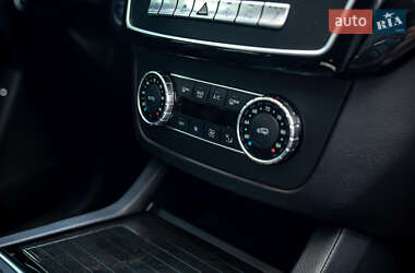 Внедорожник / Кроссовер Mercedes-Benz GLE-Class 2016 в 