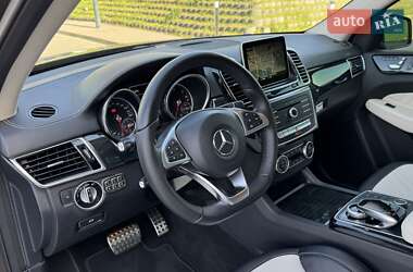 Позашляховик / Кросовер Mercedes-Benz GLE-Class 2015 в 