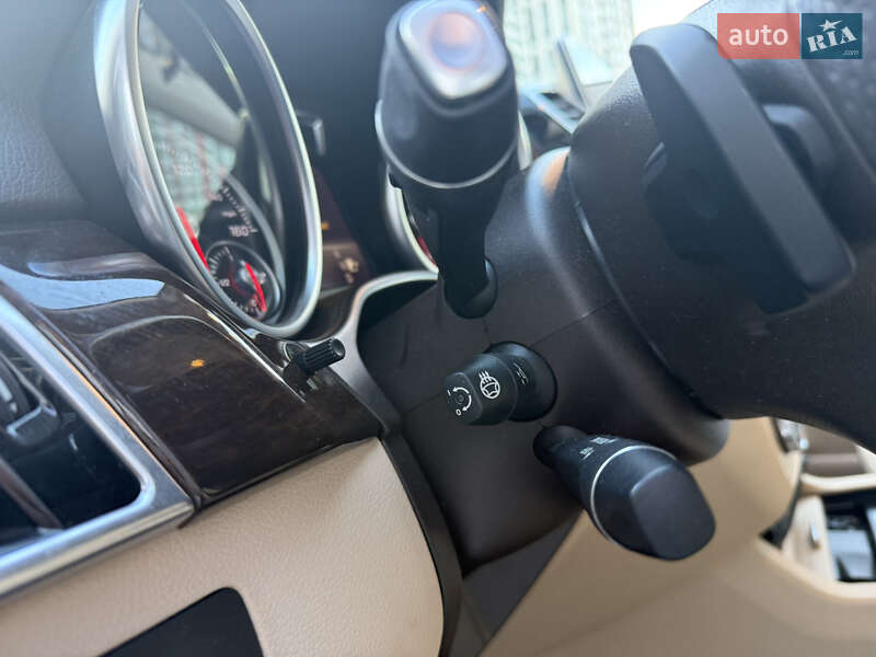 Позашляховик / Кросовер Mercedes-Benz GLE-Class 2015 в Києві