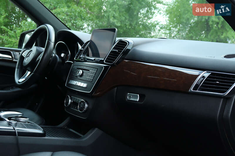 Внедорожник / Кроссовер Mercedes-Benz GLE-Class 2018 в Днепре