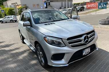 Внедорожник / Кроссовер Mercedes-Benz GLE-Class 2015 в 