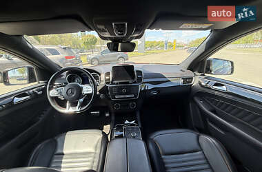 Позашляховик / Кросовер Mercedes-Benz GLE-Class 2016 в 