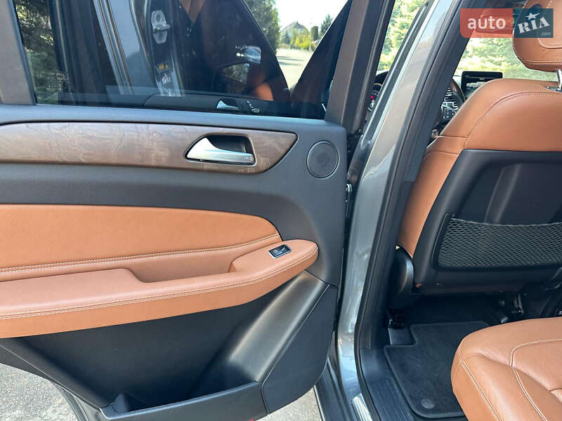 Внедорожник / Кроссовер Mercedes-Benz GLE-Class 2017 в Киеве