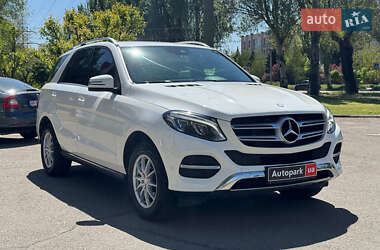 Внедорожник / Кроссовер Mercedes-Benz GLE-Class 2015 в 