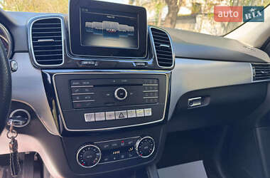 Внедорожник / Кроссовер Mercedes-Benz GLE-Class 2015 в 