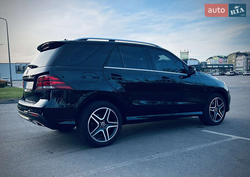 Позашляховик / Кросовер Mercedes-Benz GLE-Class 2016 в Києві