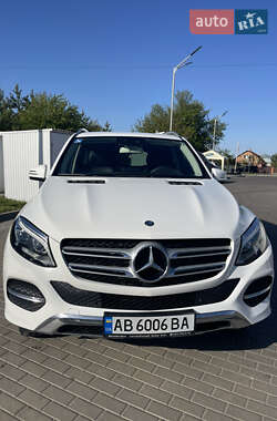 Внедорожник / Кроссовер Mercedes-Benz GLE-Class 2017 в 