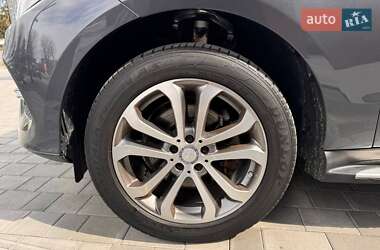 Внедорожник / Кроссовер Mercedes-Benz GLE-Class 2016 в 