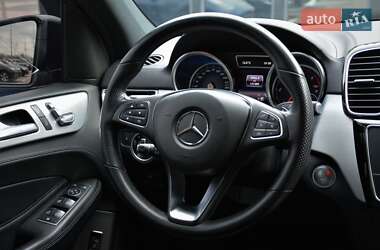 Внедорожник / Кроссовер Mercedes-Benz GLE-Class 2016 в 