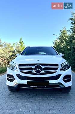 Mercedes-Benz GLE-Class 2017 Mercedes-Benz GLE-Class 2017