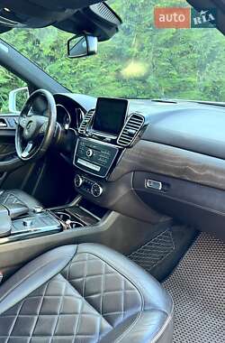 Позашляховик / Кросовер Mercedes-Benz GLE-Class 2017 в 