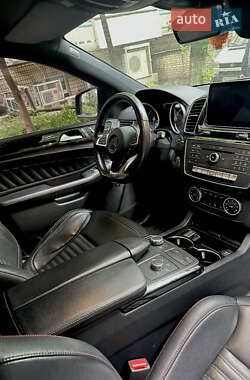 Внедорожник / Кроссовер Mercedes-Benz GLE-Class 2015 в 