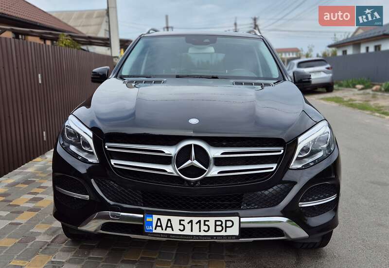 Внедорожник / Кроссовер Mercedes-Benz GLE-Class 2016 в 