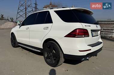 Внедорожник / Кроссовер Mercedes-Benz GLE-Class 2017 в 