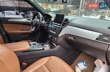 Внедорожник / Кроссовер Mercedes-Benz GLE-Class 2018 в 
