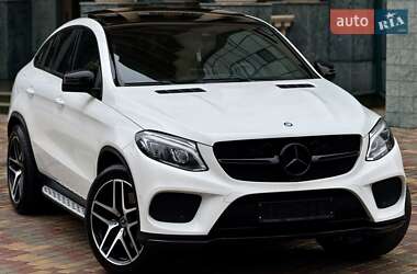 Внедорожник / Кроссовер Mercedes-Benz GLE-Class 2016 в 