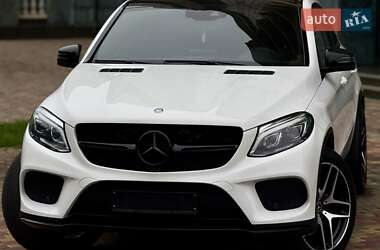 Внедорожник / Кроссовер Mercedes-Benz GLE-Class 2016 в 