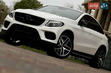 Внедорожник / Кроссовер Mercedes-Benz GLE-Class 2016 в 