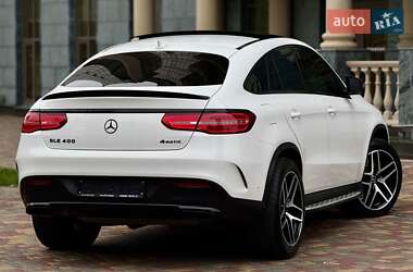 Внедорожник / Кроссовер Mercedes-Benz GLE-Class 2016 в 