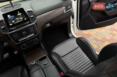 Внедорожник / Кроссовер Mercedes-Benz GLE-Class 2016 в 