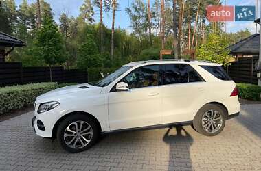Внедорожник / Кроссовер Mercedes-Benz GLE-Class 2016 в Киеве