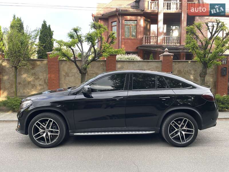 Позашляховик / Кросовер Mercedes-Benz GLE-Class 2016 в Києві