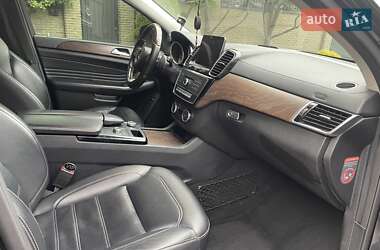 Позашляховик / Кросовер Mercedes-Benz GLE-Class 2016 в 
