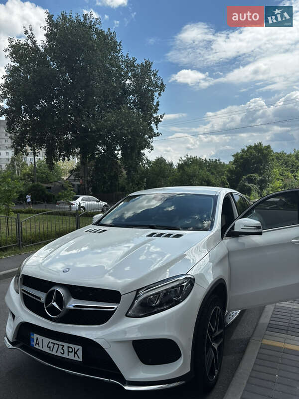 Mercedes-Benz GLE-Class 2015