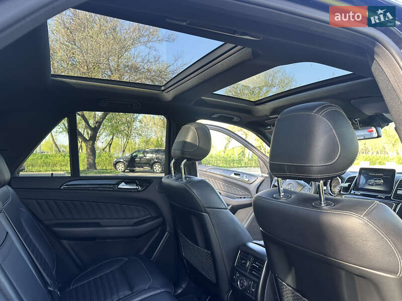 Позашляховик / Кросовер Mercedes-Benz GLE-Class 2016 в Києві
