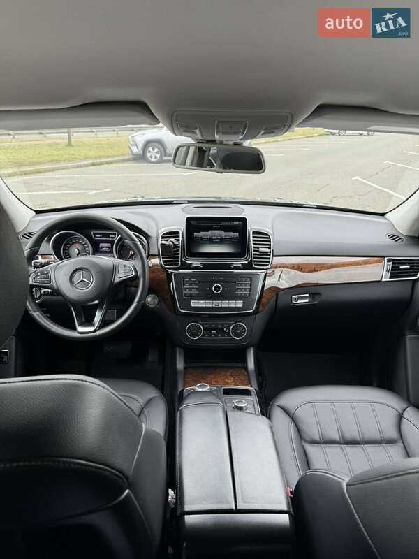 Внедорожник / Кроссовер Mercedes-Benz GLE-Class 2015 в Киеве фото 10 Внедорожник / Кроссовер Mercedes-Benz GLE-Class 2015 в Киеве