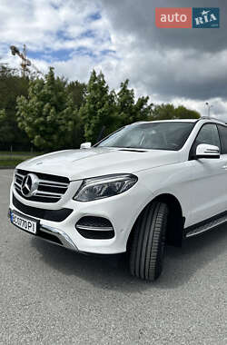 Внедорожник / Кроссовер Mercedes-Benz GLE-Class 2016 в 