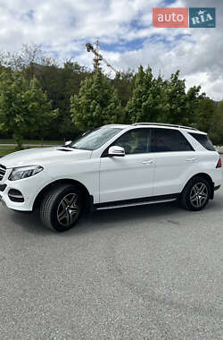 Mercedes-Benz GLE-Class 2016 Mercedes-Benz GLE-Class 2016