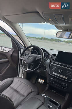Внедорожник / Кроссовер Mercedes-Benz GLE-Class 2016 в 