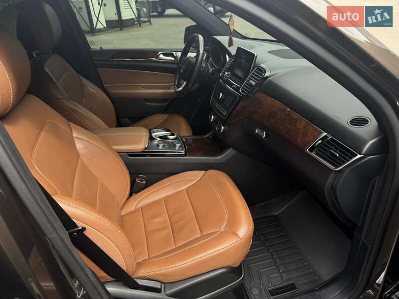 Позашляховик / Кросовер Mercedes-Benz GLE-Class 2015 в Ужгороді