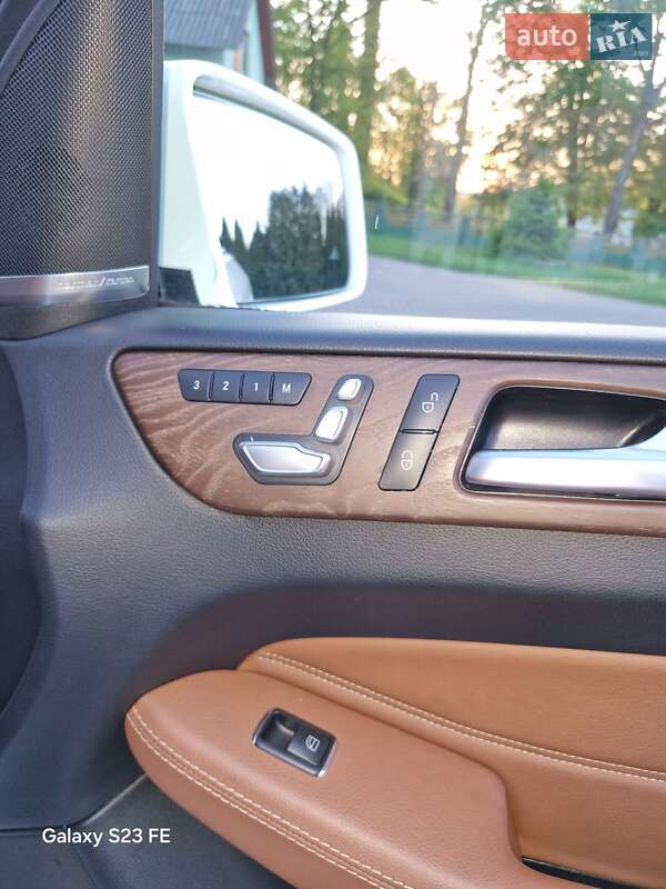 Внедорожник / Кроссовер Mercedes-Benz GLE-Class 2016 в Тернополе