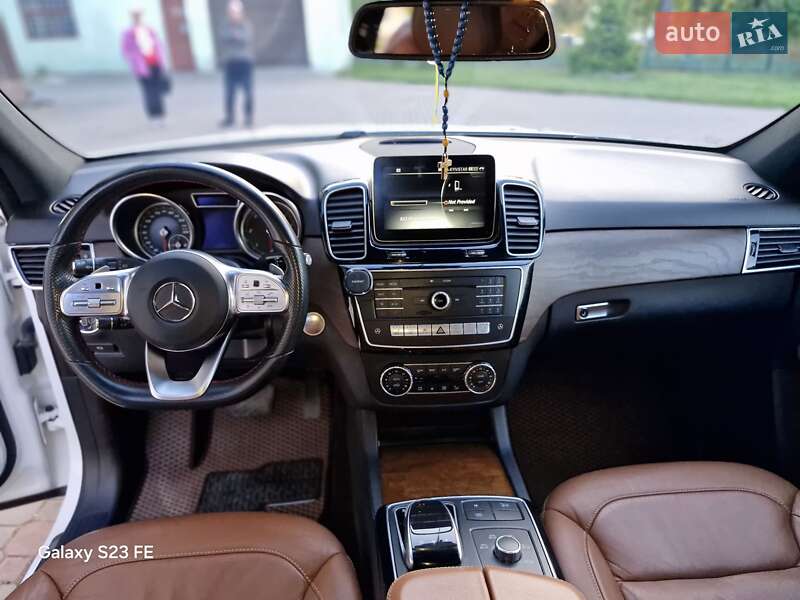 Внедорожник / Кроссовер Mercedes-Benz GLE-Class 2016 в Тернополе