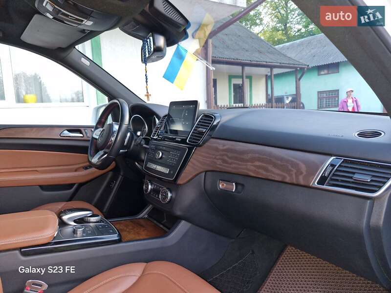 Внедорожник / Кроссовер Mercedes-Benz GLE-Class 2016 в Тернополе