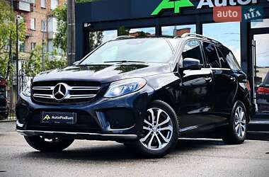 Внедорожник / Кроссовер Mercedes-Benz GLE-Class 2016 в 