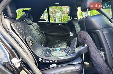 Внедорожник / Кроссовер Mercedes-Benz GLE-Class 2016 в 