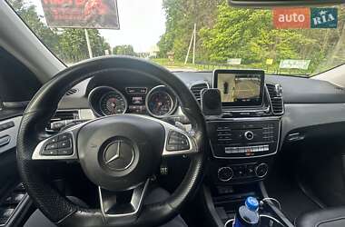 Внедорожник / Кроссовер Mercedes-Benz GLE-Class 2016 в 