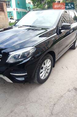 Внедорожник / Кроссовер Mercedes-Benz GLE-Class 2018 в 