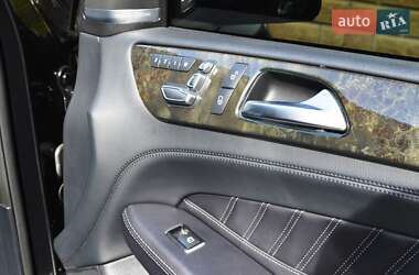 Внедорожник / Кроссовер Mercedes-Benz GLE-Class 2015 в 