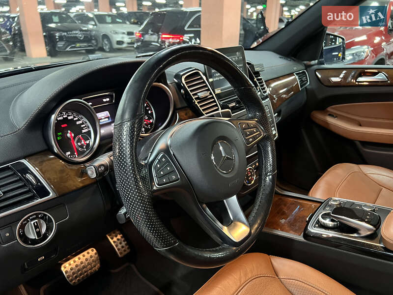 Внедорожник / Кроссовер Mercedes-Benz GLE-Class 2016 в Киеве