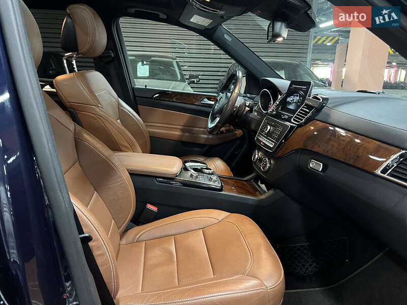 Внедорожник / Кроссовер Mercedes-Benz GLE-Class 2016 в Киеве