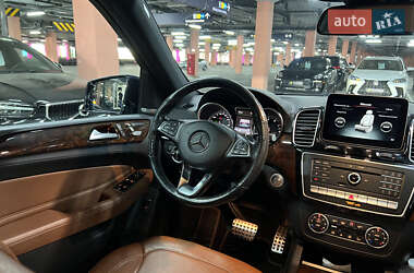 Внедорожник / Кроссовер Mercedes-Benz GLE-Class 2016 в 