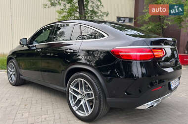 Позашляховик / Кросовер Mercedes-Benz GLE-Class 2018 в 